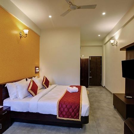 Paddington Resorts y Spa Kushālnagar Exterior foto