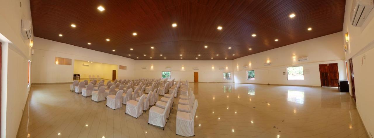 Paddington Resorts y Spa Kushālnagar Exterior foto